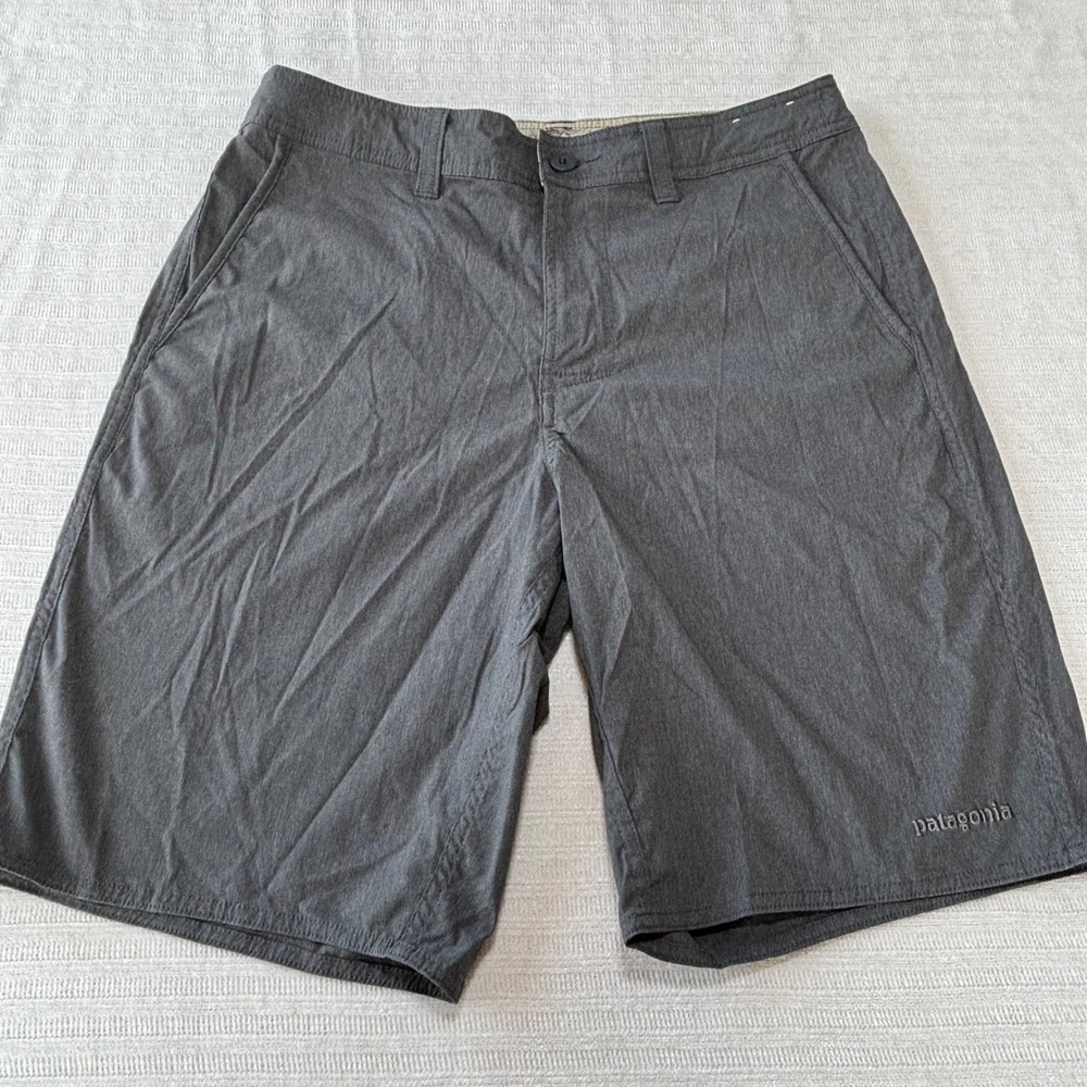 Patagonia Mens Stretch Wavefarer Walk Shorts 32 Forge Grey 86641 Hybrid